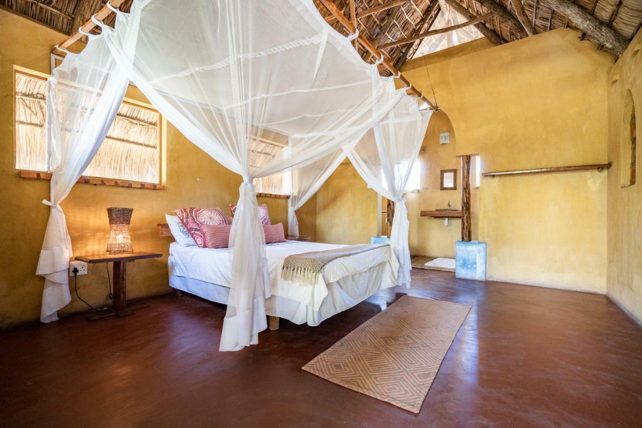 Praia do Tofo Turtle Cove Lodge And Yoga Shala מראה חיצוני תמונה